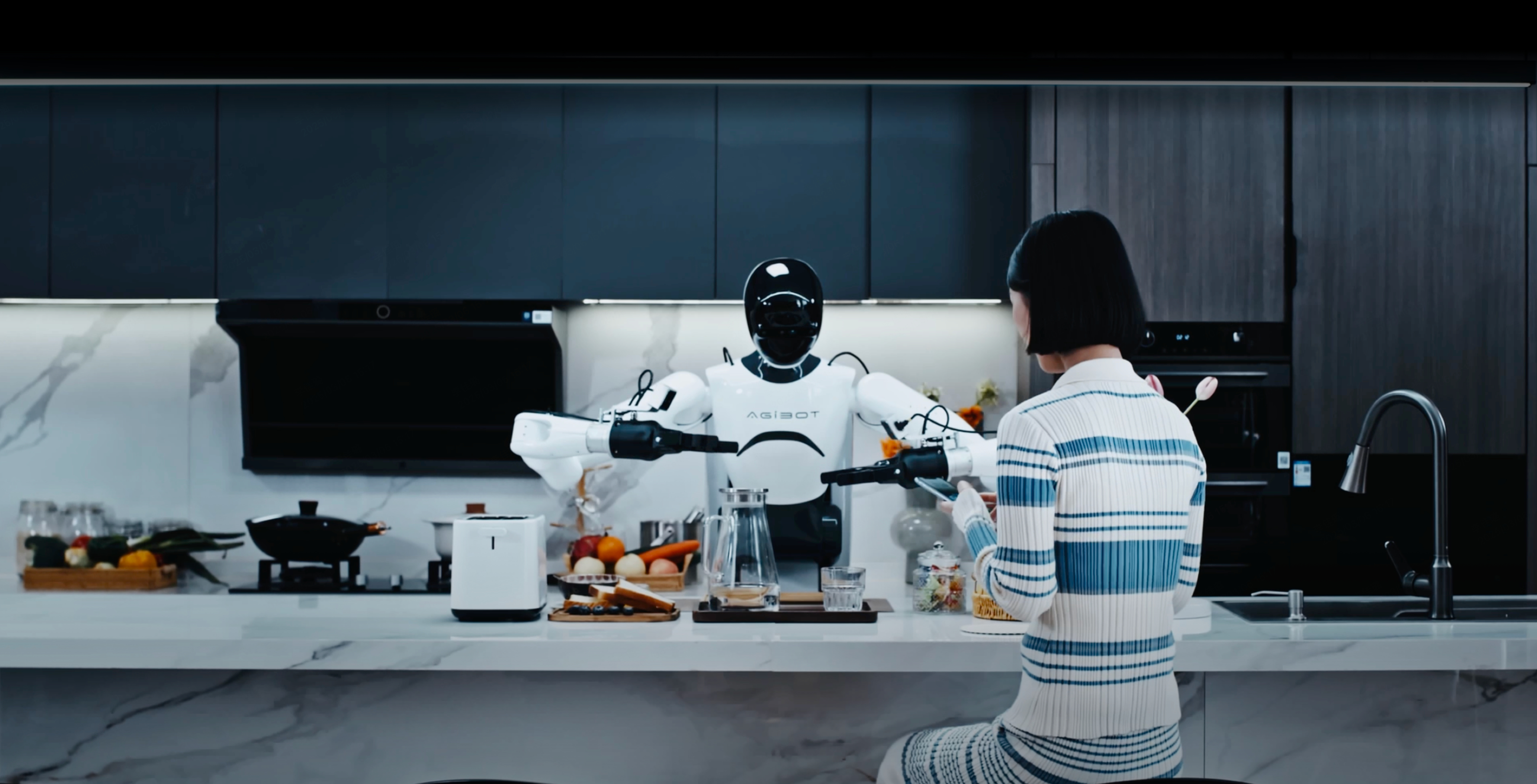 XKTY.COM星空发布！ Genie Studio：行业首款具身智能一站式开发平台